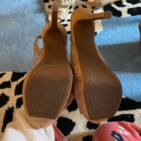 Brand new never worn Jessica Simpson heels - Picture 3 of 3